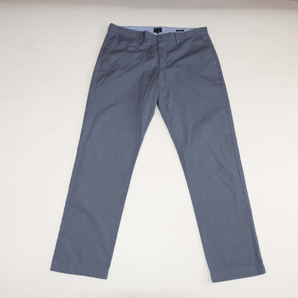 J. Crew Men's Summerweight Chinos in Slate Blue 34x32